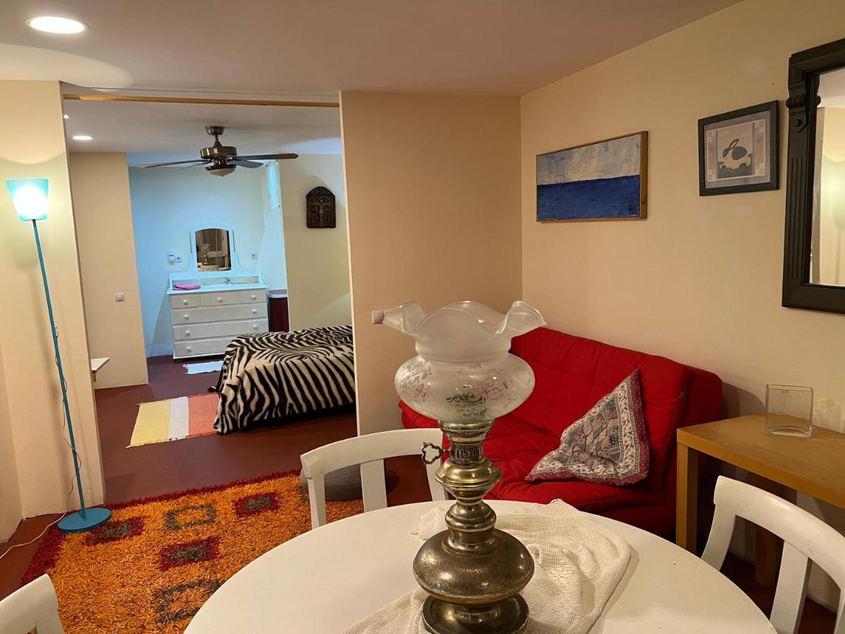 Apartamento Abierto Con Patio Matadepera Buitenkant foto