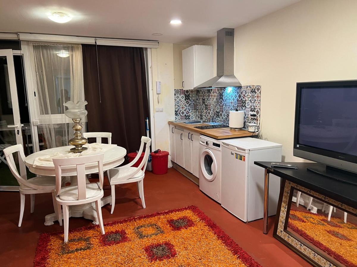 Apartamento Abierto Con Patio Matadepera Buitenkant foto