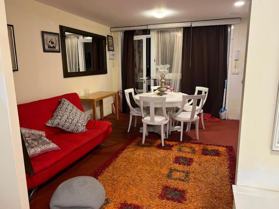 Apartamento Abierto Con Patio Matadepera Buitenkant foto